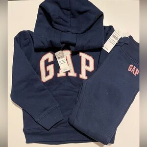 Gap toddlers girls track suit